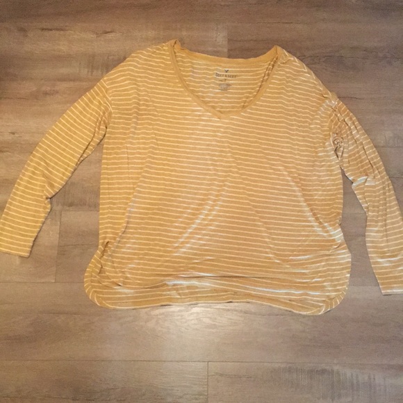 Tops - American Eagle